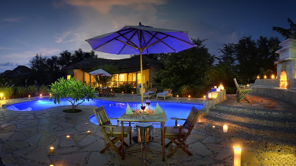 Barahi Jungle Lodge Meghauli Eksteriør billede