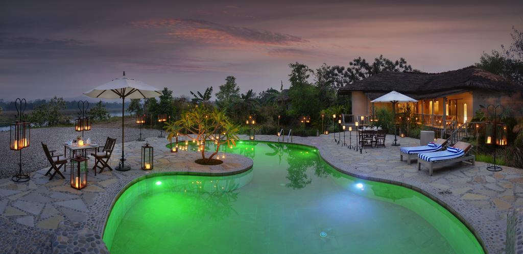 Barahi Jungle Lodge Meghauli Eksteriør billede
