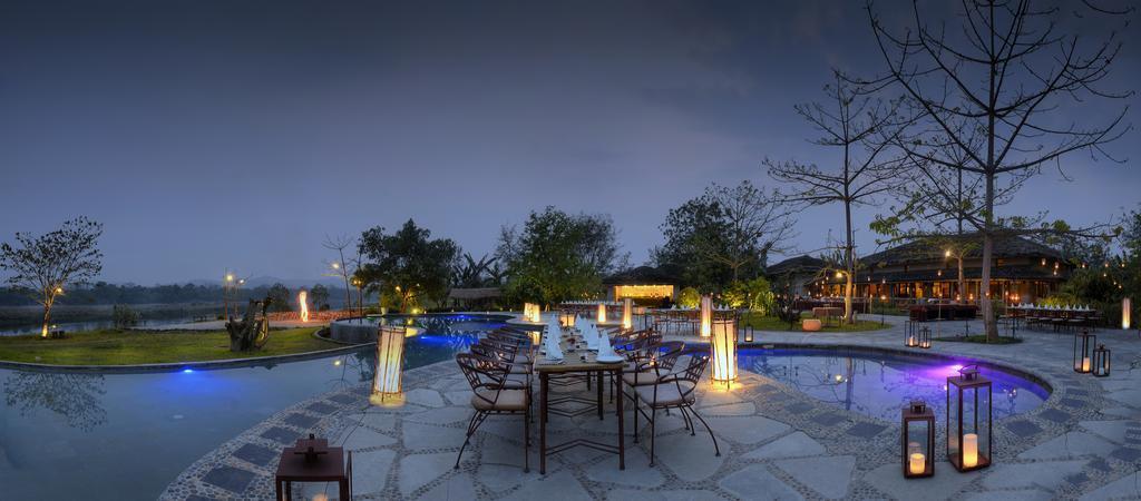 Barahi Jungle Lodge Meghauli Eksteriør billede