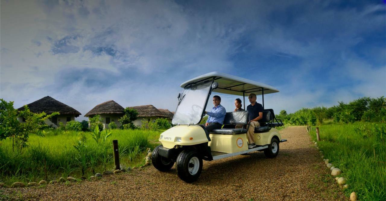 Barahi Jungle Lodge Meghauli Eksteriør billede