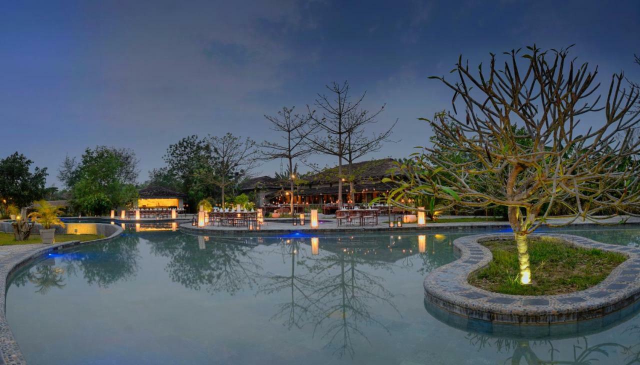 Barahi Jungle Lodge Meghauli Eksteriør billede